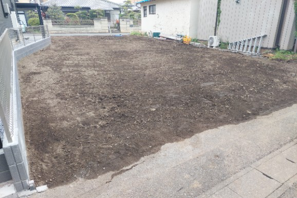 解体後の整地仕上げまで丁寧に